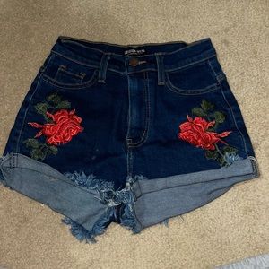 Embroidered Rose Detail Denim Shorts